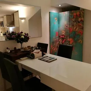  Quarto em Acomodações Particulares Lovet Homestay