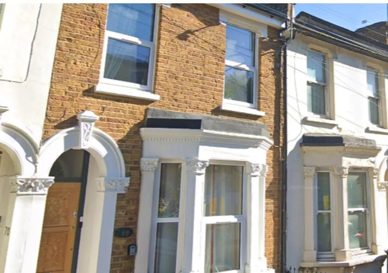 Modern 2 Bedroom Apartment In Peckham London location
