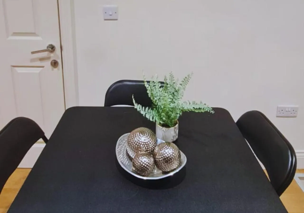 Modern 2 Bedroom Apartment In Peckham London Storbritannien