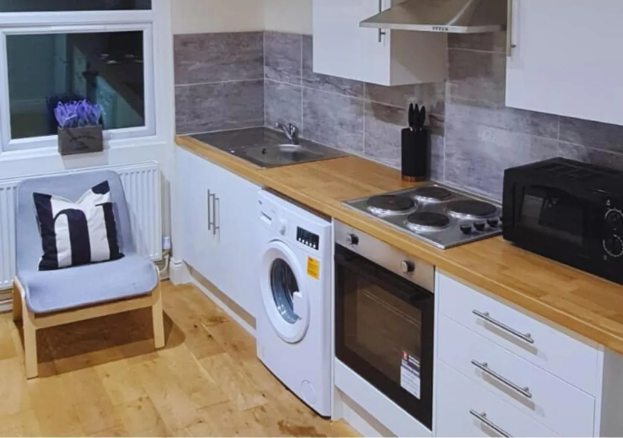 Modern 2 Bedroom Apartment In Peckham London