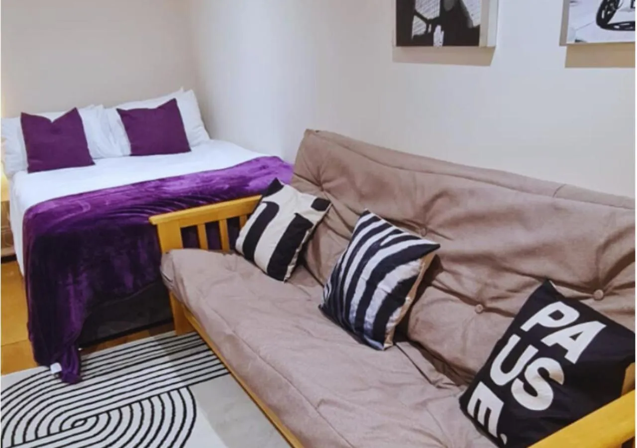 Modern 2 Bedroom Apartment In Peckham London